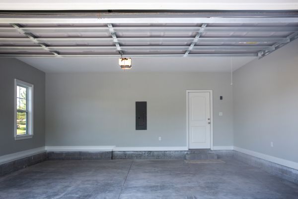 Garage Floor Installation in Pensacola